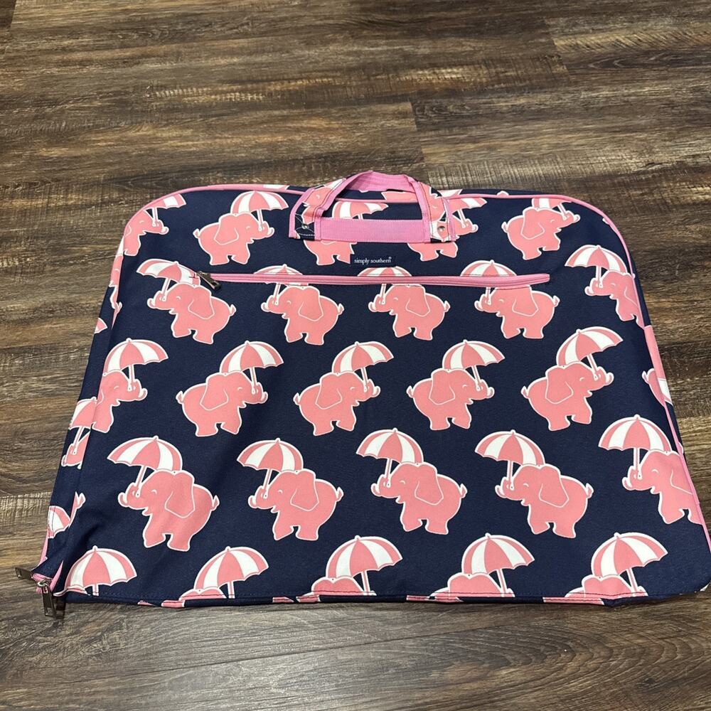 Simply Southern Garment Travel Bag NWOT elephant‎ pattern, Amazing price